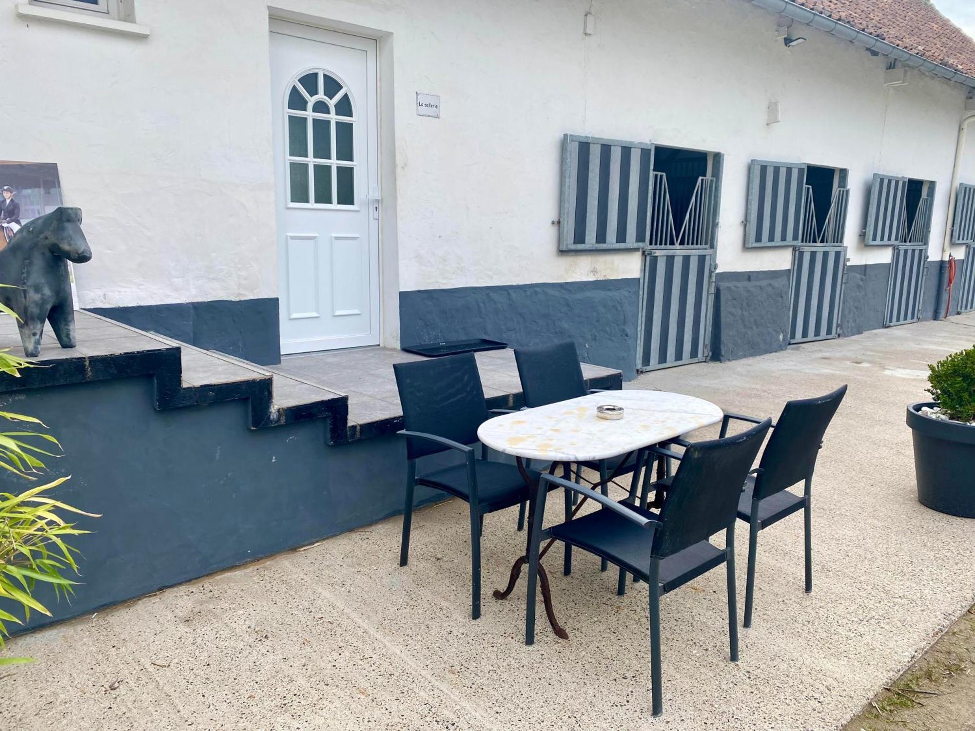 Gites Casale Di Vito Longvilliers  Buitenkant foto